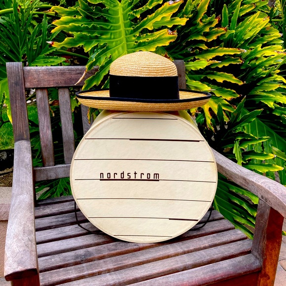 Vintage Nordstrom Straw Black Grosgrain Ribbon Sun Hat - Picture 7 of 14